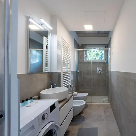 Housmart Toscana 53 Black Διαμέρισμα