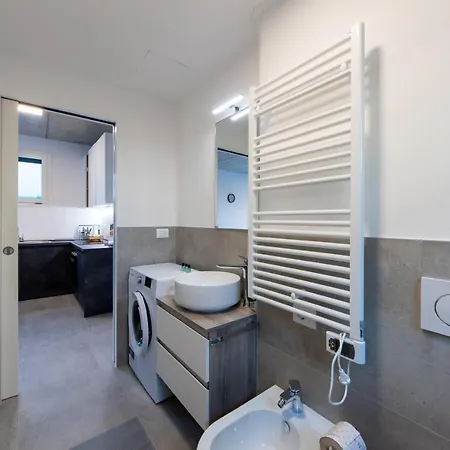 Housmart Toscana 53 Black * Μπολόνια