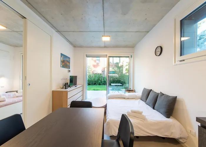 アパート Housmart Toscana 53 Black ボローニャ