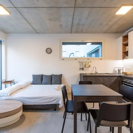 Housmart Toscana 53 Black * 볼로냐